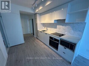 252-4252 Church St in Toronto, ON - Building Photo - Building Photo