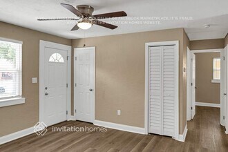 424 4th St NW in Largo, FL - Building Photo - Building Photo