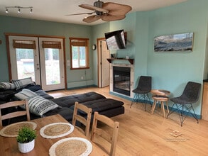 One CA-20 in Nevada City, CA - Building Photo - Building Photo