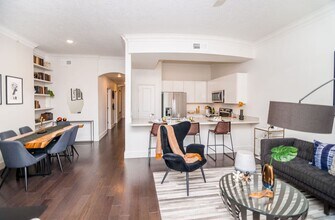 6499 Arnot St in Houston, TX - Building Photo - Building Photo