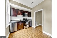 2414 Baker St photo'