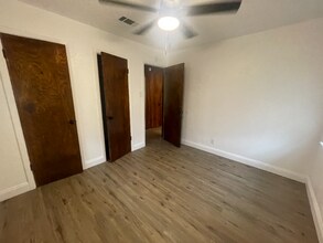 1610 Dellis St in Kaufman, TX - Building Photo - Building Photo