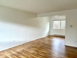 909-911-911 N Blandena St in Portland, OR - Building Photo - Building Photo