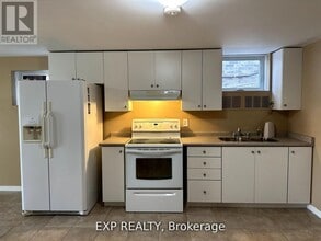 91 Sun King Crescent in Barrie, ON - Building Photo - Building Photo