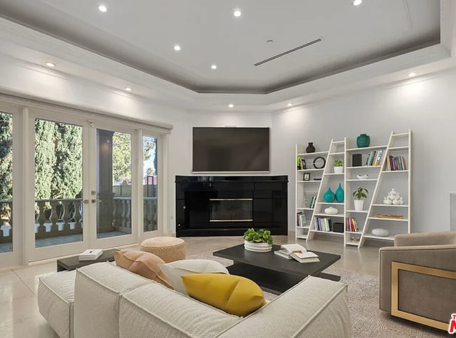 property at 156 S Clark Dr