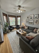 1448 W Irving Park Rd in Chicago, IL - Building Photo - Building Photo