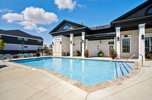 Meadows at Sunbury in Sunbury, OH - Building Photo