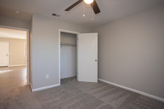 Allison Heights in Concord, NC - Building Photo - Interior Photo