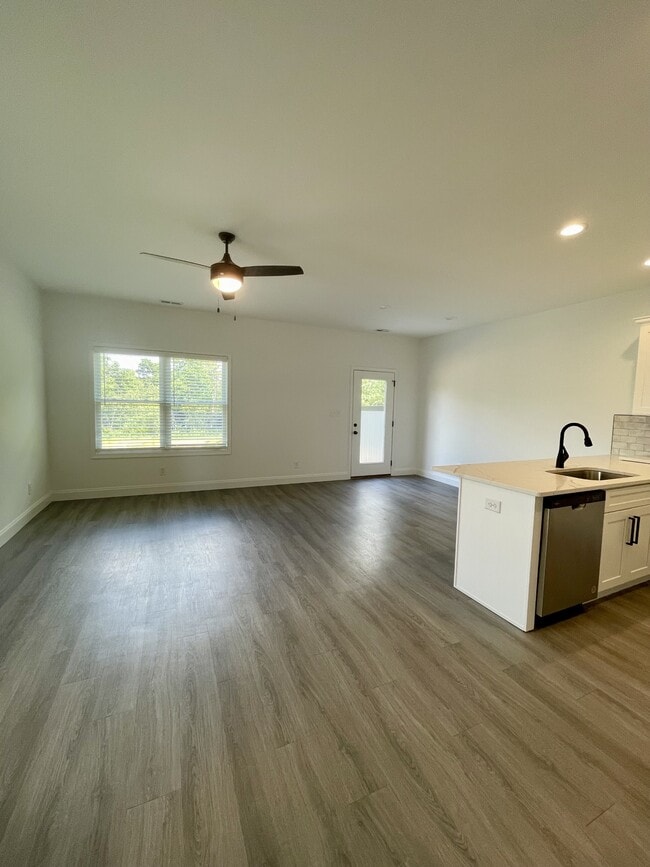 136 Independence Ln in Lynchburg, VA - Building Photo - Building Photo