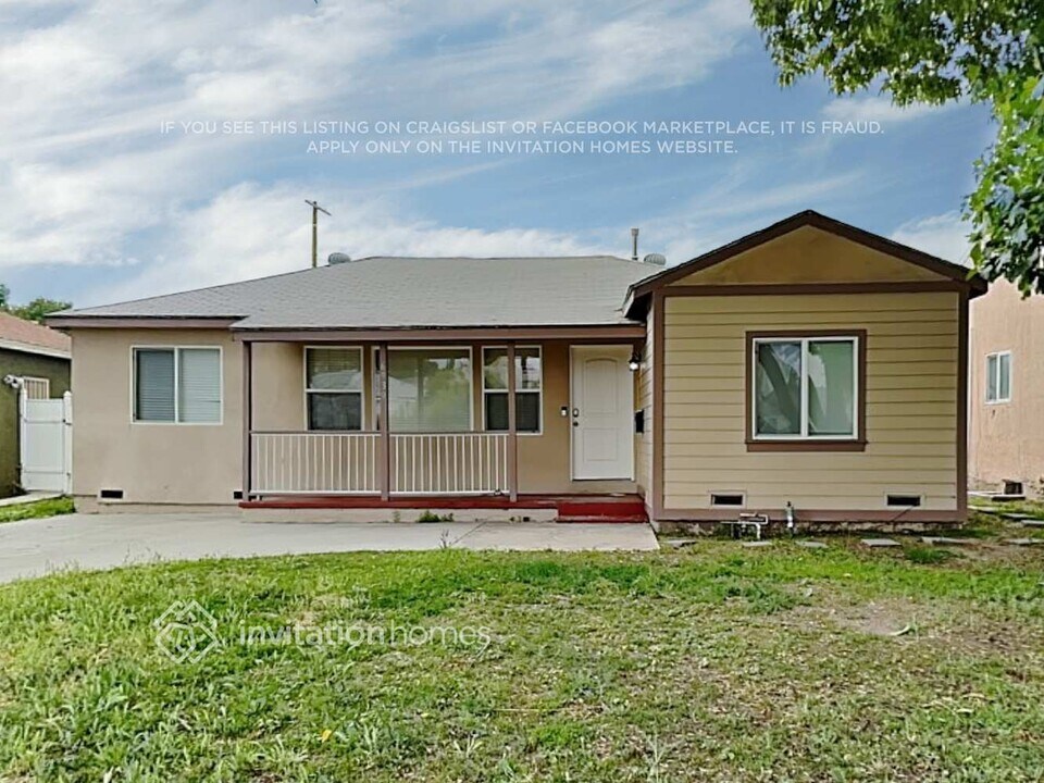 6939 Quakertown Ave in Los Angeles, CA - Building Photo