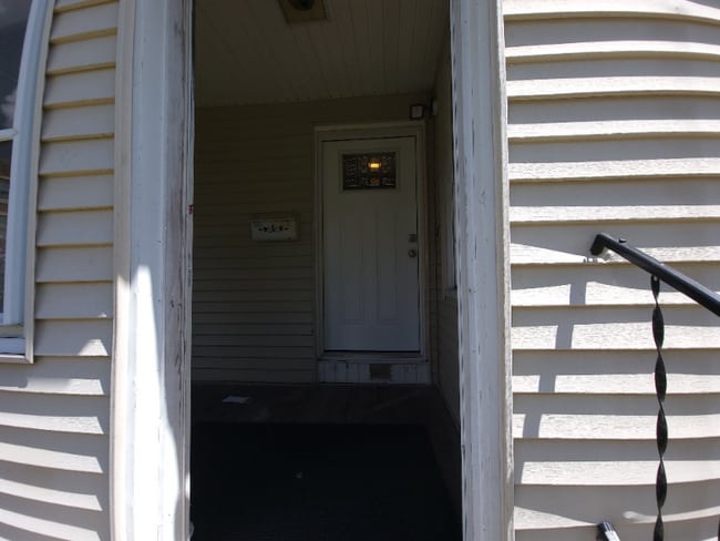 30 Beacon Ave in Holyoke, MA - Foto de edificio - Building Photo