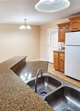 1402 W Kiwi Ave in Pharr, TX - Foto de edificio - Building Photo