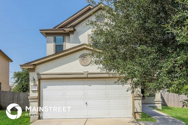 9750 Hawk Elm in Converse, TX - Foto de edificio - Building Photo