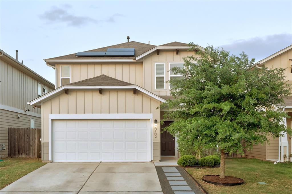 6402 Moncrieff Dr in Austin, TX - Building Photo