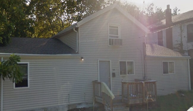 property at 409 S Liberty Ave