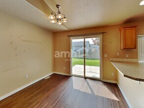 11603 Shelburne St in Caldwell, ID - Building Photo - Building Photo