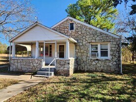 311 S Cash in Asher, OK - Building Photo