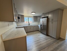 25630 President Ave, Unit 25630 in Los Angeles, CA - Building Photo