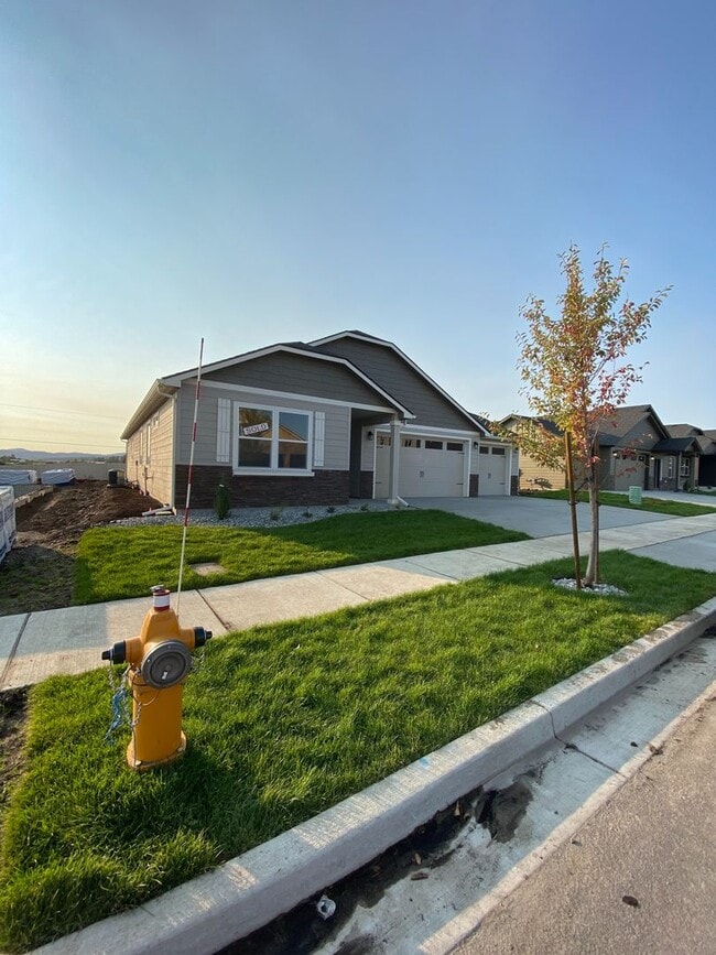 property at 4094 N Arrowleaf Ln