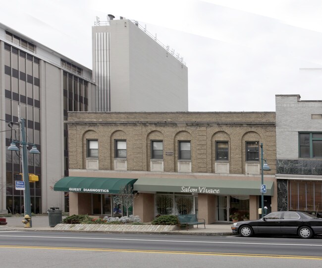 Lebanon Holdings in Pittsburgh, PA - Foto de edificio - Building Photo
