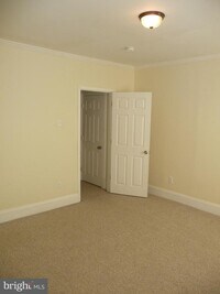 661 N 33rd St photo'