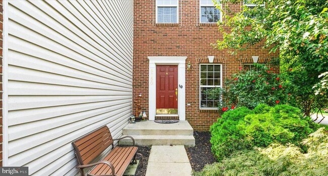 property at 9750 Granary Pl