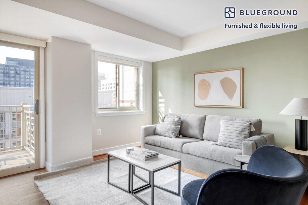 4001 9th St N in Arlington, VA - Building Photo