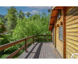 527 Valley Dr in Crestline, CA - Building Photo - Building Photo