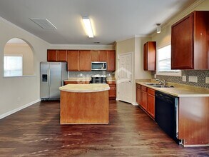 1404 Iron Dr in Mebane, NC - Building Photo - Building Photo