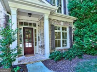 3062 Stone Gate Dr NE in Atlanta, GA - Building Photo - Building Photo