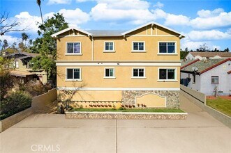 5639 Huntington Dr in Los Angeles, CA - Foto de edificio - Building Photo