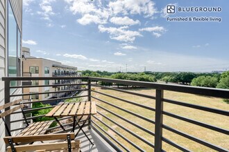 1401 Art Dilly Dr. in Austin, TX - Foto de edificio - Building Photo