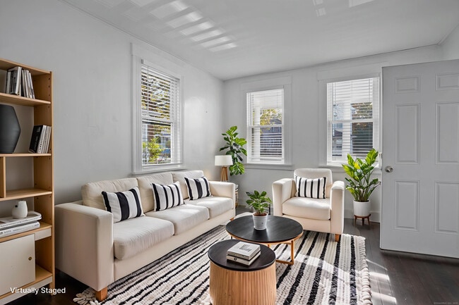 541 Midland St in Bridgeport, CT - Building Photo - Building Photo