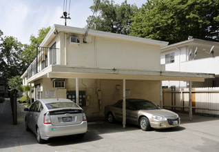 2307 I St in Sacramento, CA - Building Photo - Building Photo