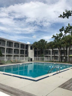 2323 McCoy Rd-Unit -1 in Belle Isle, FL - Building Photo