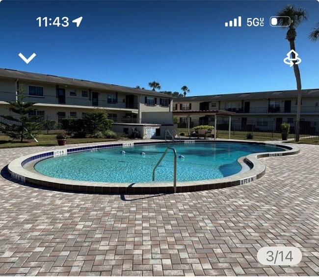 property at 5505 Hernandes Dr