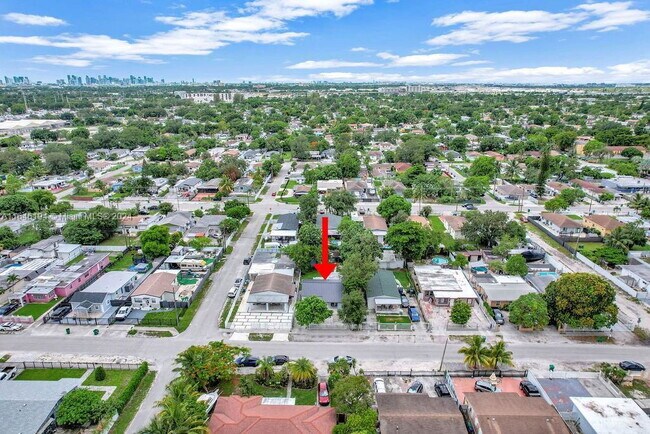 3010 NW 95th Terrace-Unit -3010 in Miami, FL - Building Photo - Building Photo