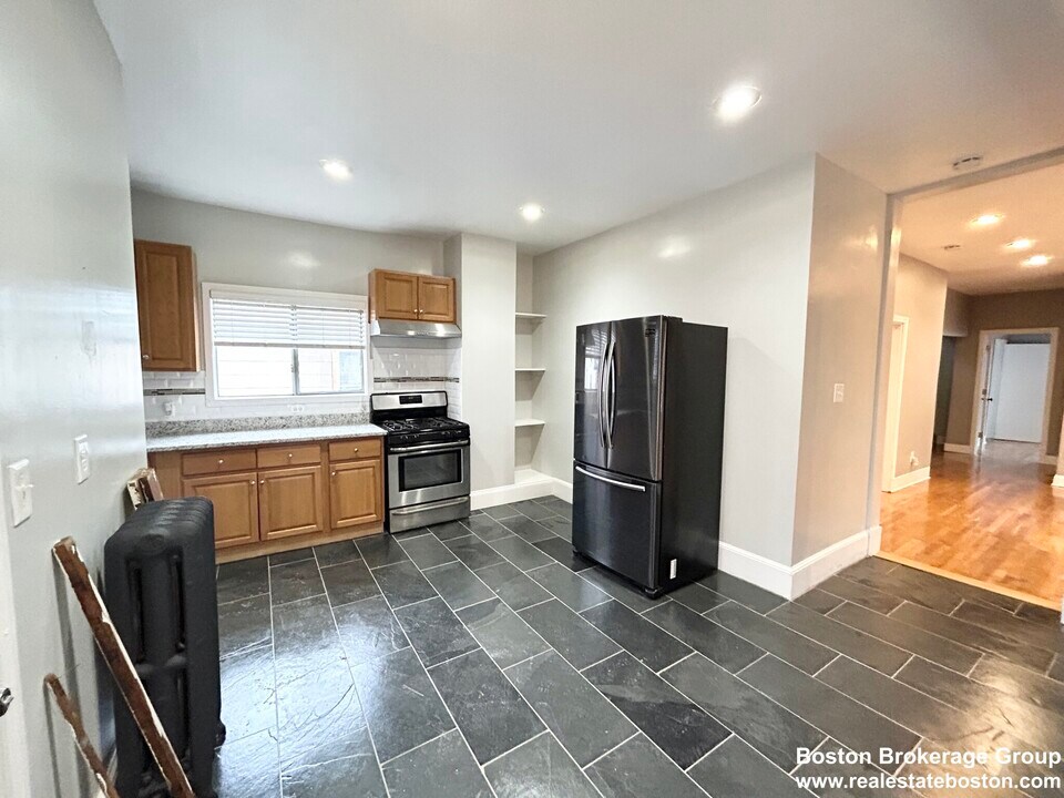 14 Batchelder St, Unit 2 in Boston, MA - Building Photo