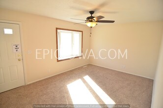 3122 33rd Ave SW in Cedar Rapids, IA - Building Photo - Building Photo