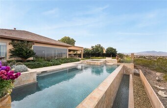 24 Kittansett Loop in Henderson, NV - Building Photo - Building Photo