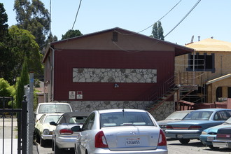 3227 Brookdale Ave in Oakland, CA - Building Photo - Building Photo