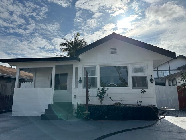 property at 2212 Gramercy Ave