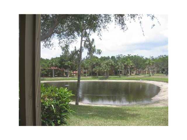 4887 Via Palm Lakes in West Palm Beach, FL - Building Photo - Building Photo