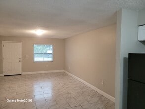 1015 Beecher St in Leesburg, FL - Building Photo - Building Photo