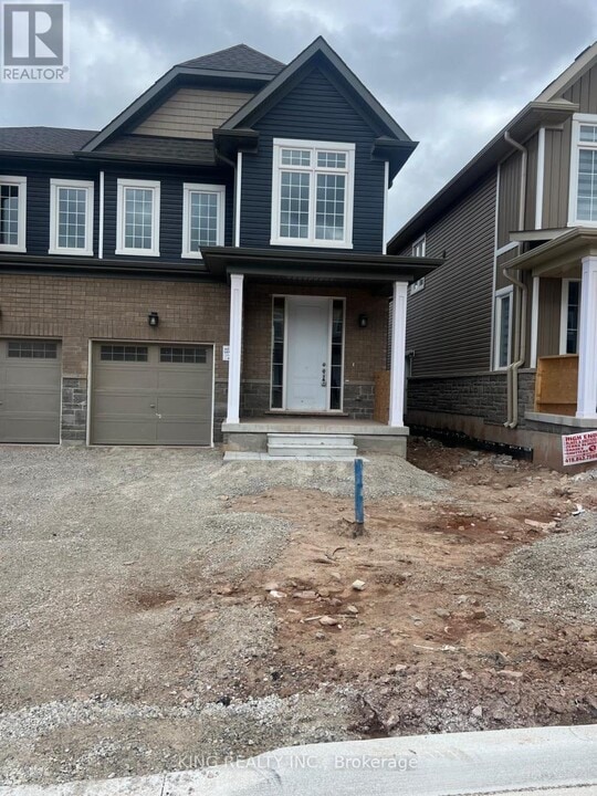 127 Sanders Rd in Erin, ON - Building Photo