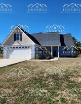 1413 Dunn Rd in Anderson, SC - Building Photo