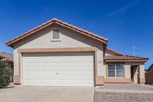 3042 W Casino Ave in Phoenix, AZ - Building Photo