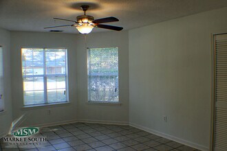 5 Bristlecone Dr in Savannah, GA - Building Photo - Building Photo