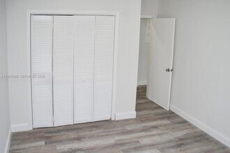 8201 Abbott Ave in Miami Beach, FL - Building Photo - Building Photo