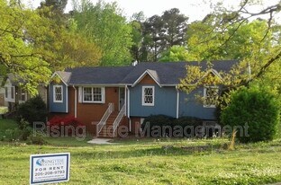 1001 Christopher Dr in Birmingham, AL - Building Photo